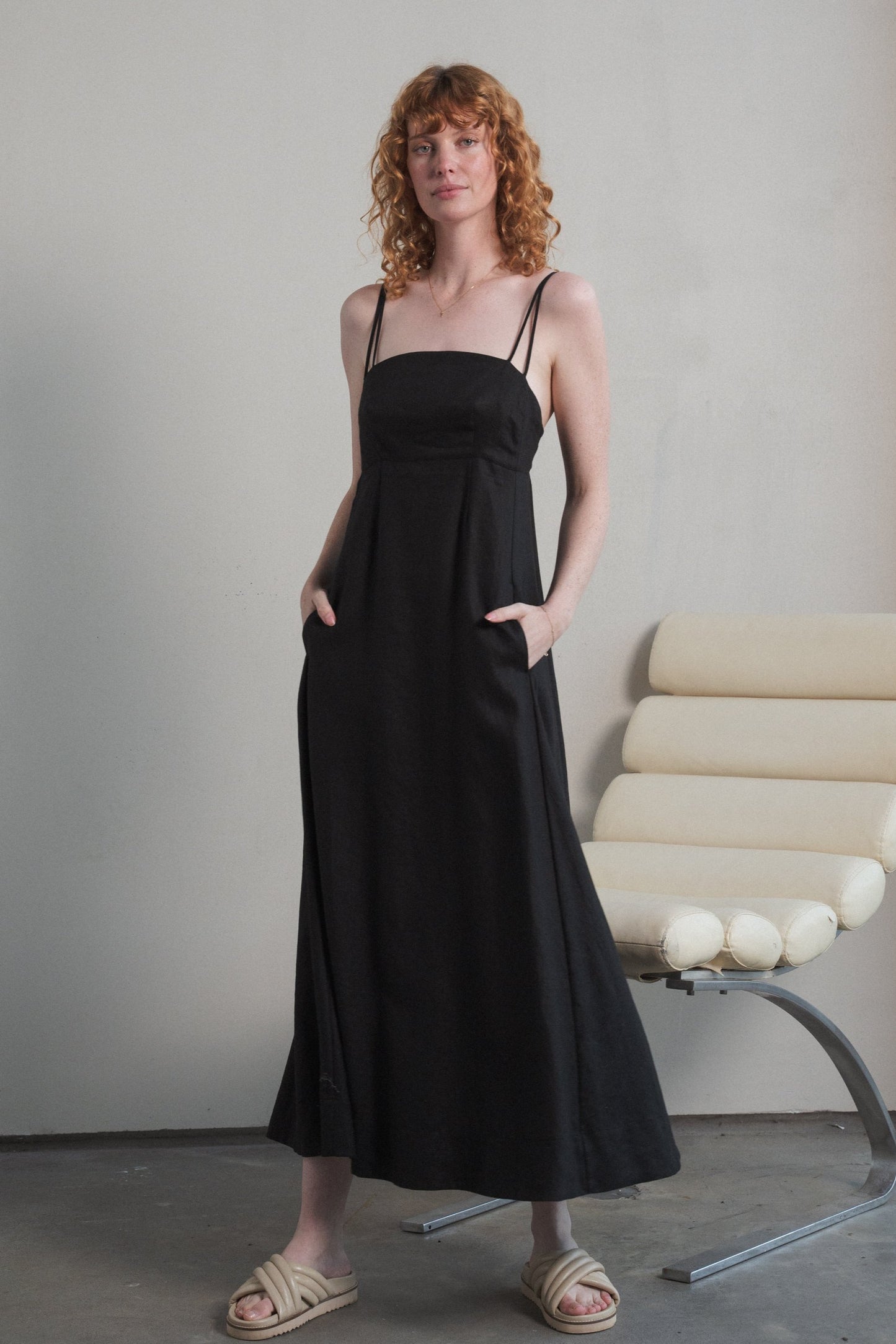 LILLY PILLY Tori linen dress in Black