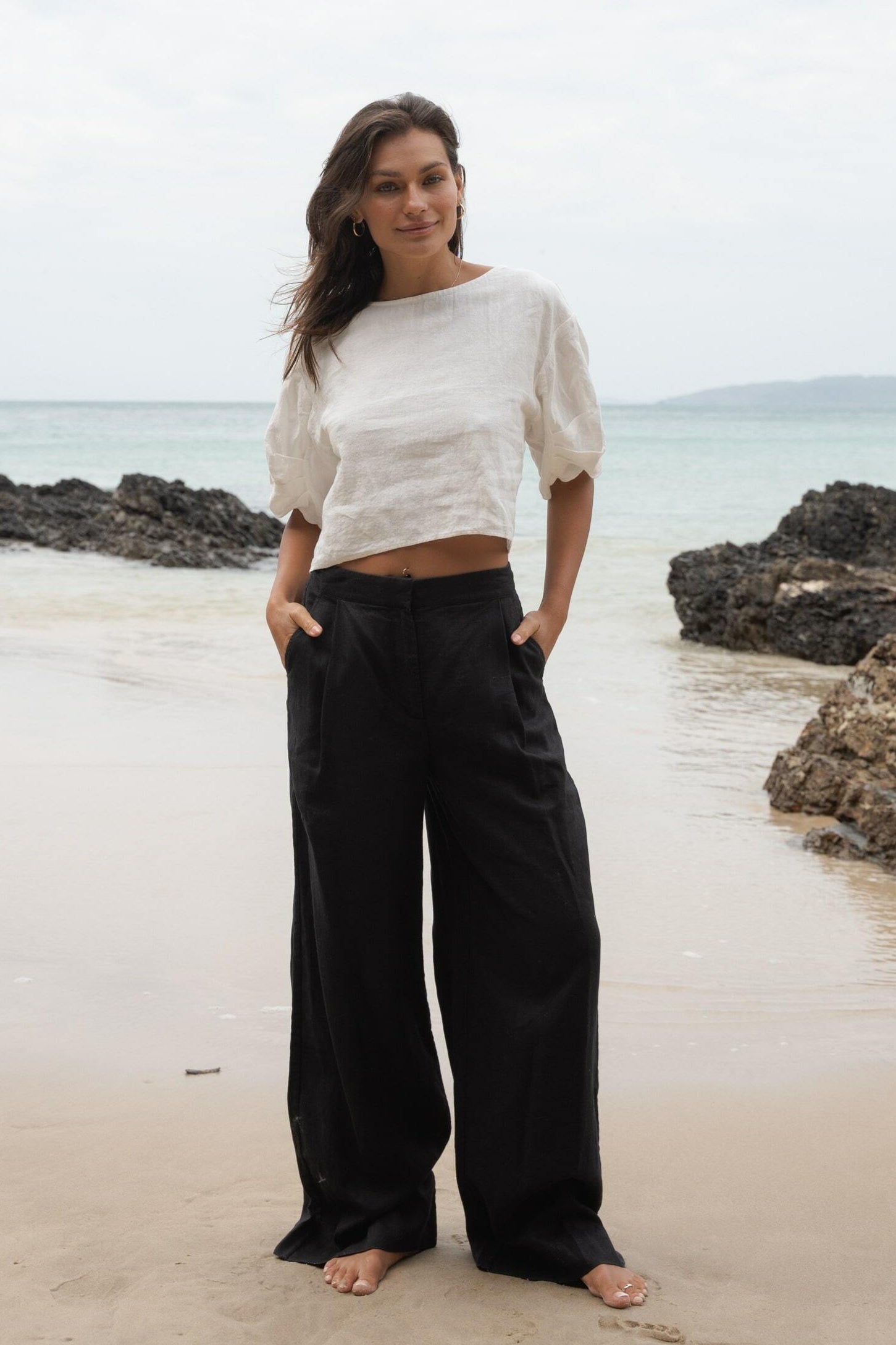 LILLY PILLY Oli linen pants in Black
