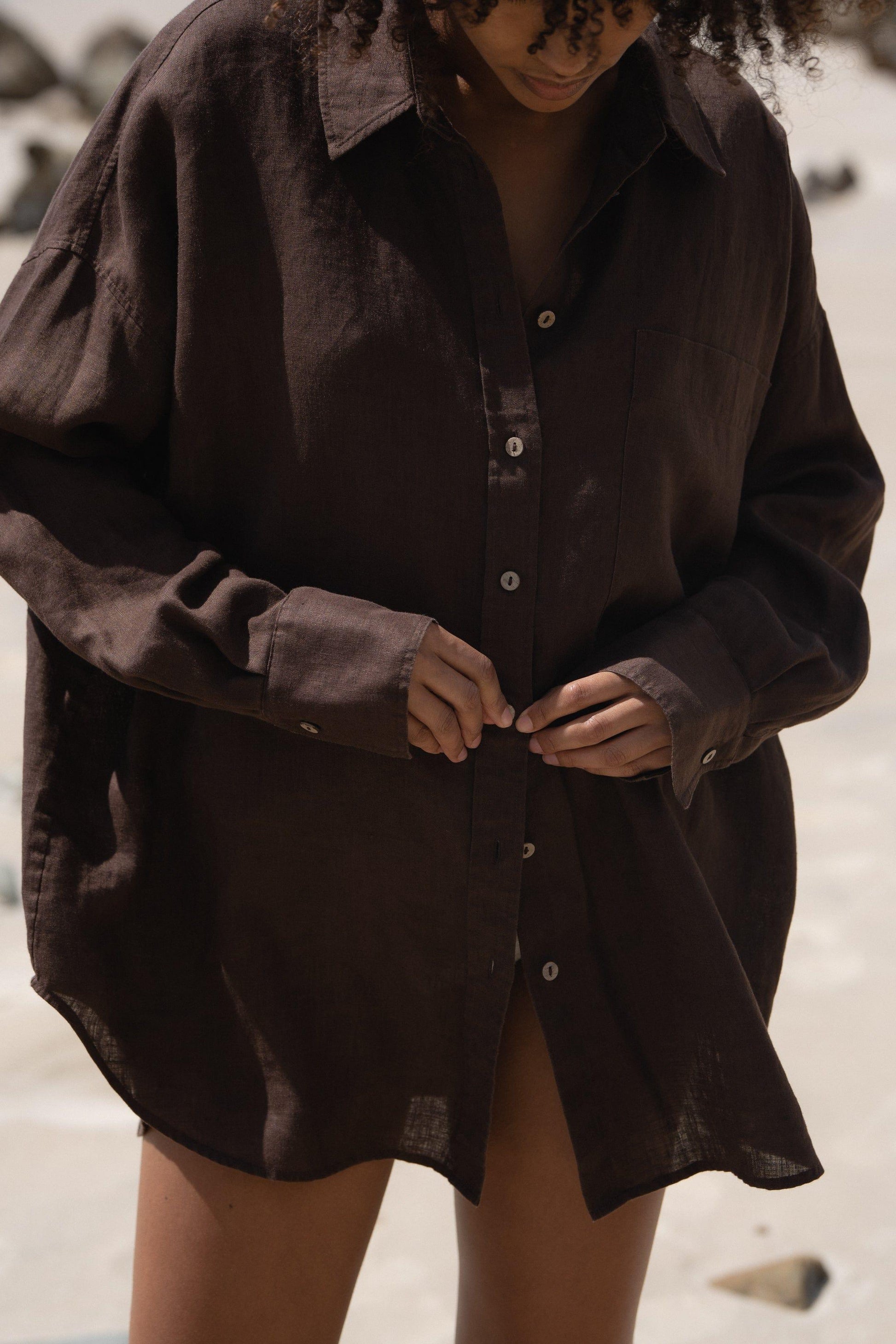 Lilly Pilly Collection Kirra shirt made from 100% Organic linen in Chocolate