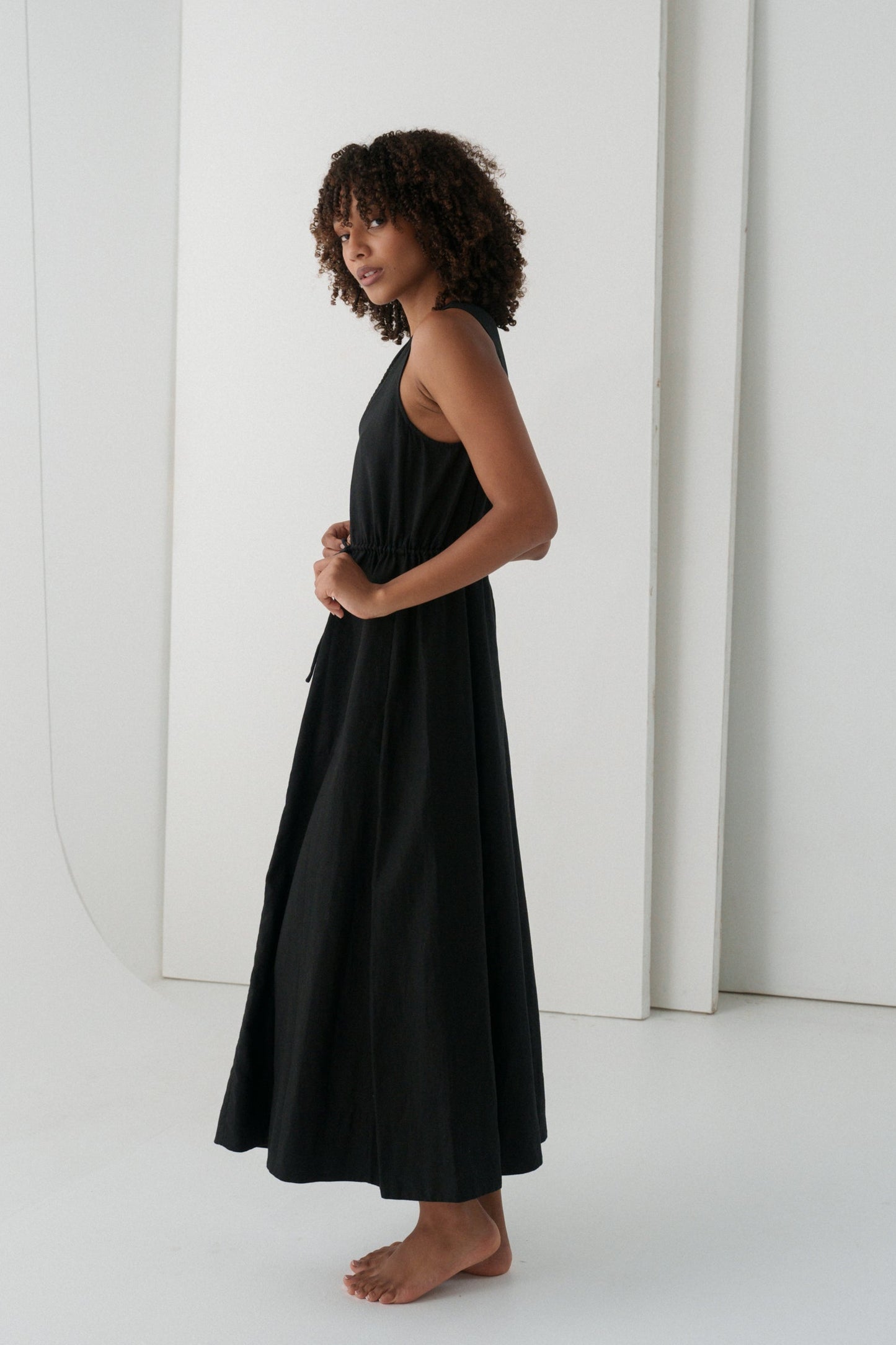 LILLY PILLY Ruby linen dress in Black