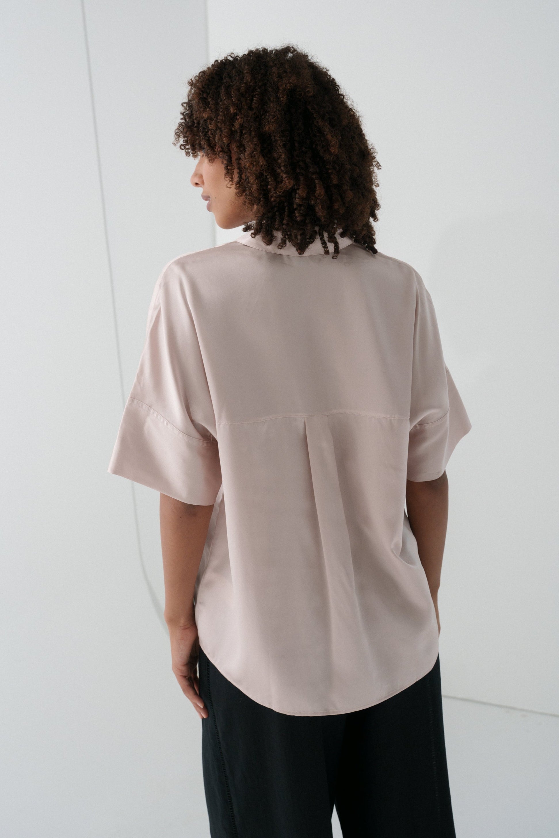 LILLY PILLY Toni silk shirt in Dusty Pink